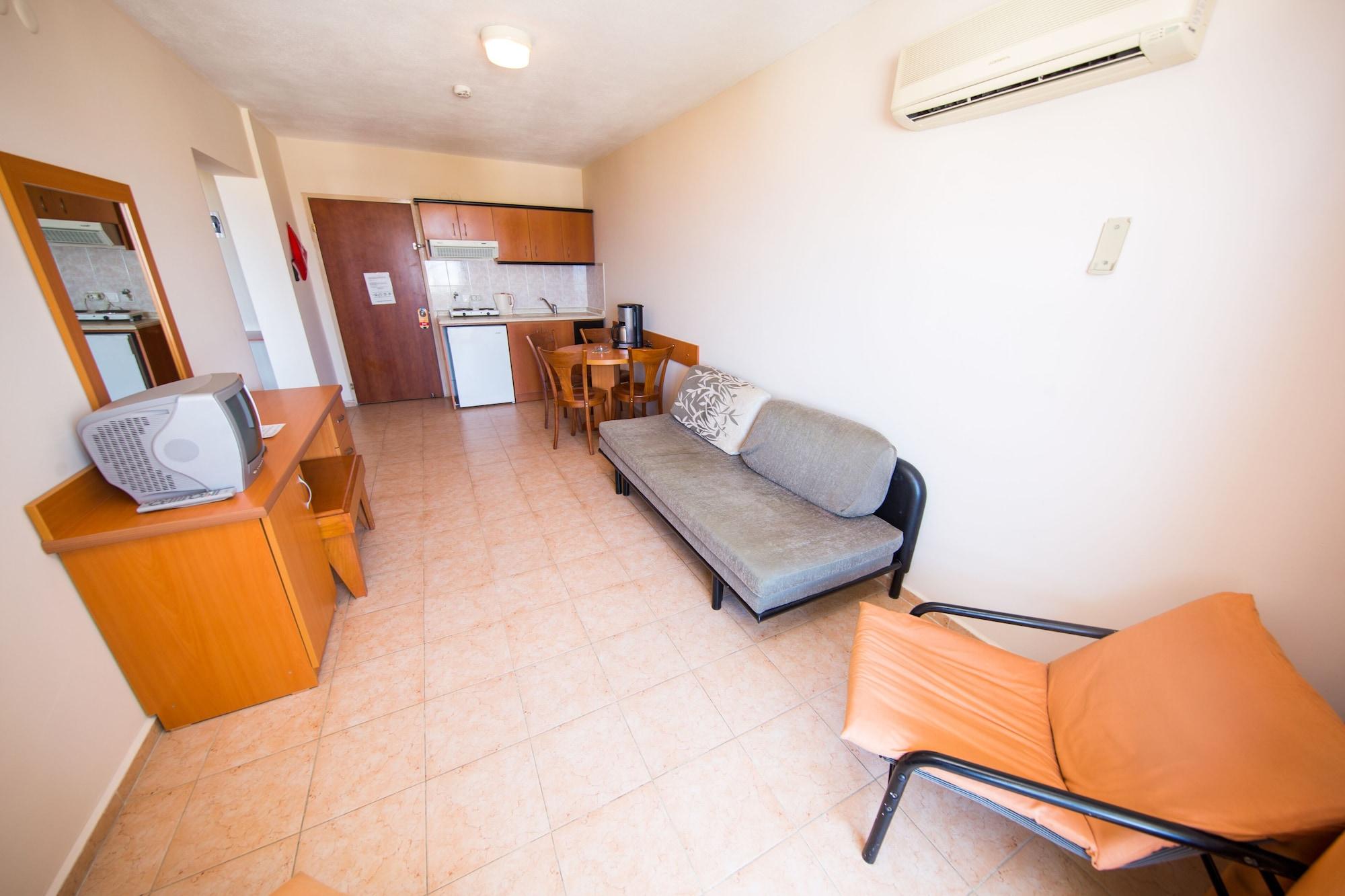 Tuntas Family Suites Kuşadası Ngoại thất bức ảnh
