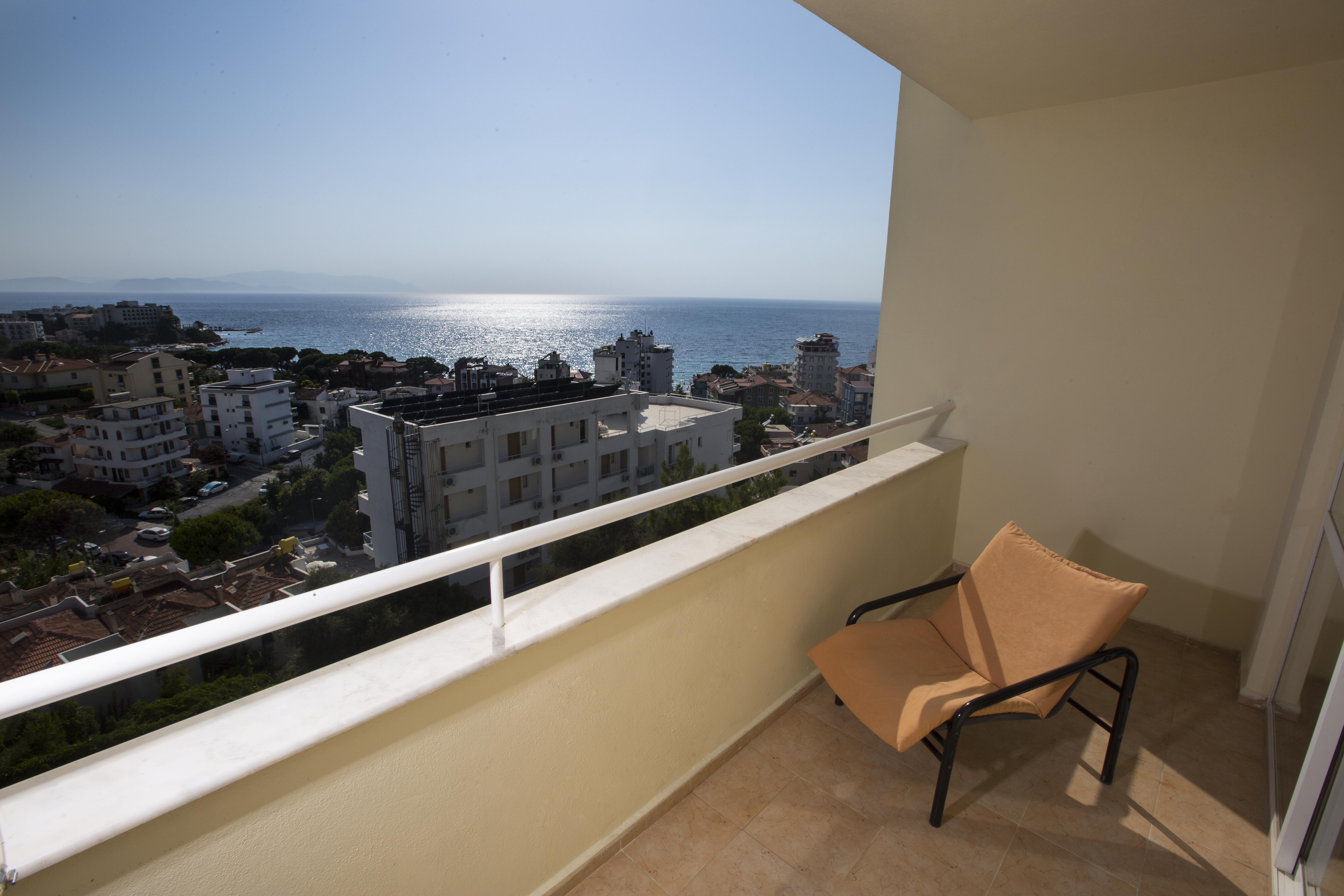 Tuntas Family Suites Kuşadası Ngoại thất bức ảnh